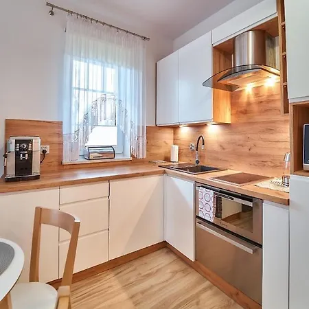 Ogrodowa 18 * Polanica-Zdrój